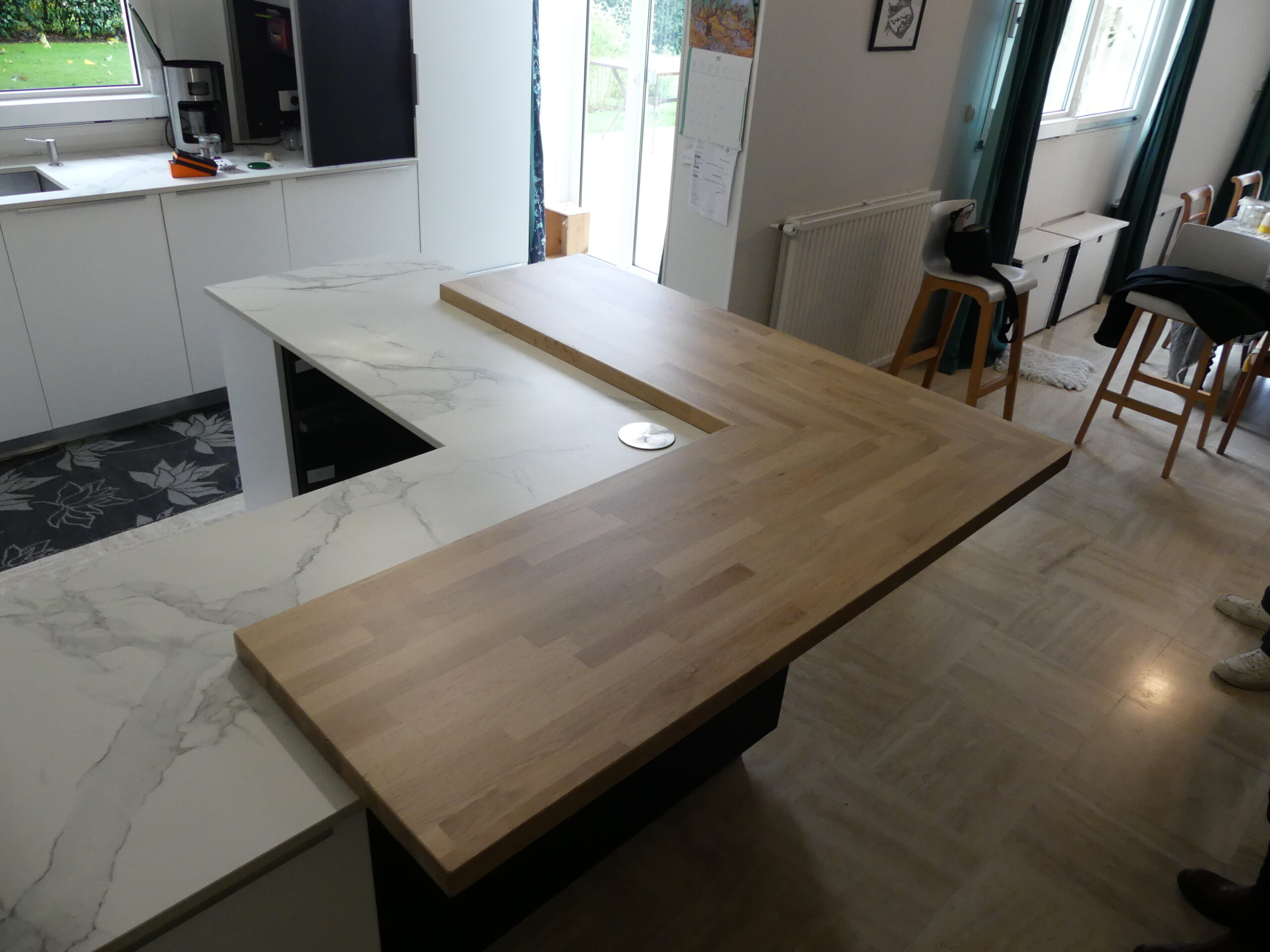 Plan de travail sur mesure en chêne verni, D'Créa